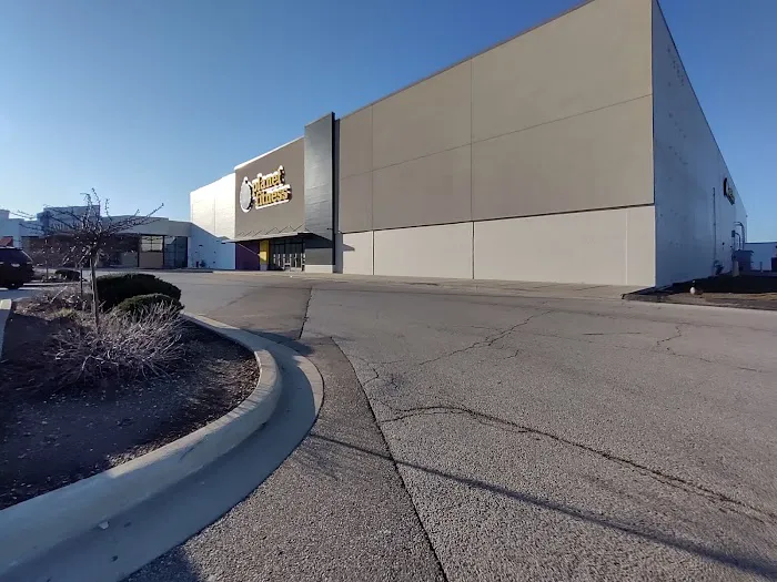 Planet Fitness Picture 7