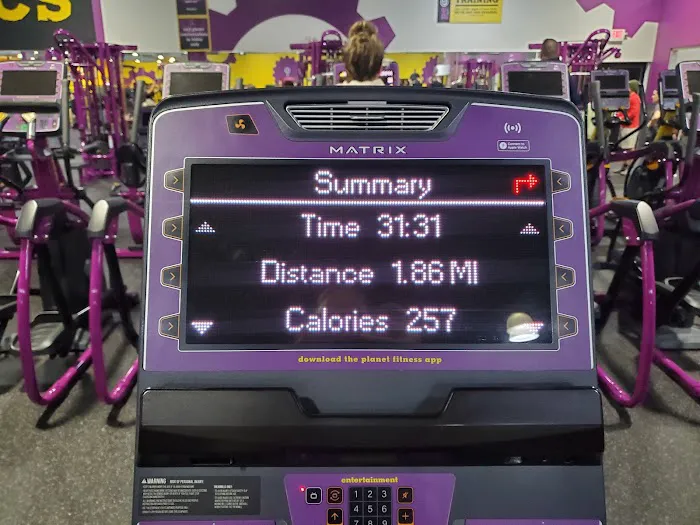 Planet Fitness Picture 2