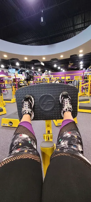 Planet Fitness Picture 8