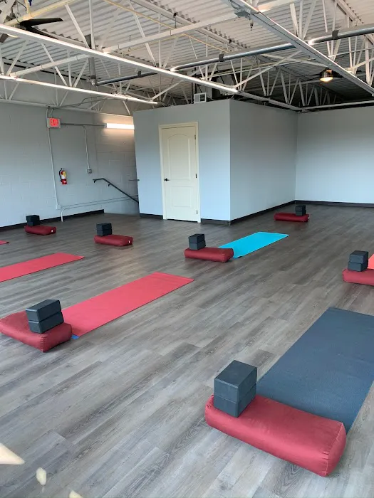 Earthside Yoga Picture 5