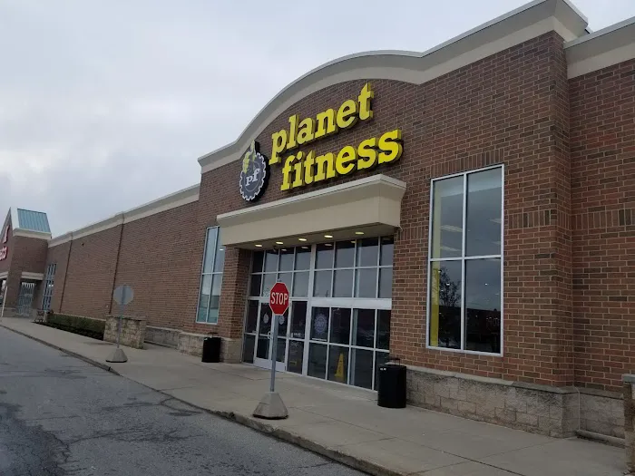 Planet Fitness Picture 6