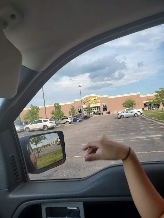 Planet Fitness Picture 10