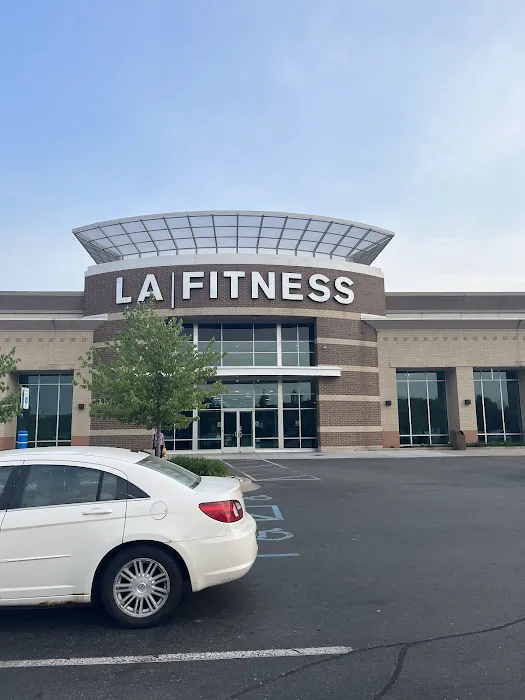 LA Fitness Picture 1