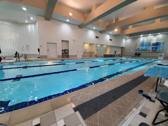 LA Fitness Picture 4