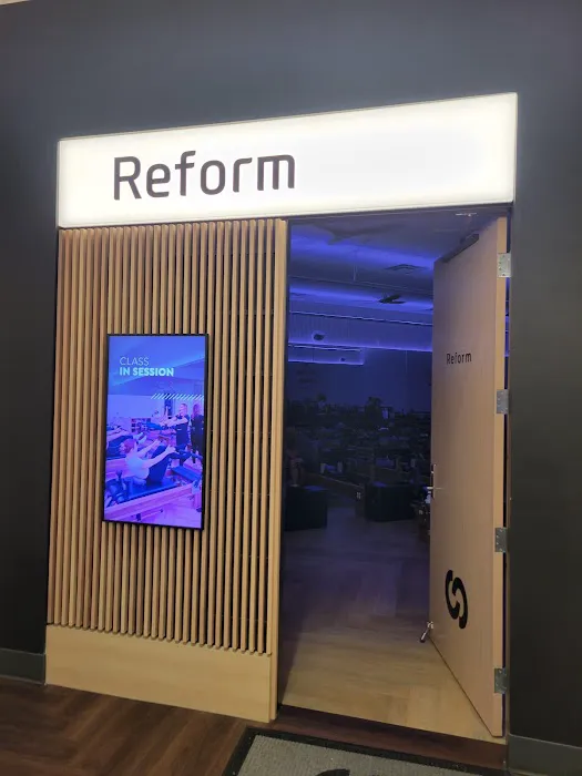 Club Studio Picture 5