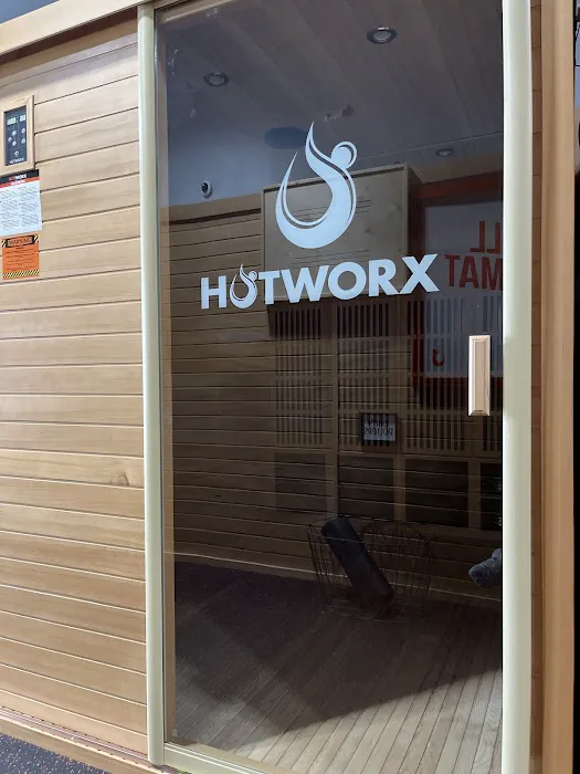 HOTWORX - Clawson, MI - Downtown Picture 3