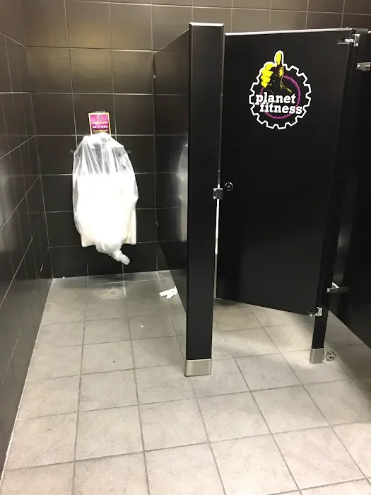 Planet Fitness Picture 8