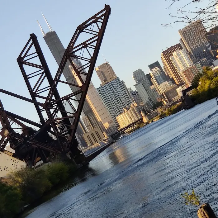 Ping Tom Park Gymnasium Picture 3