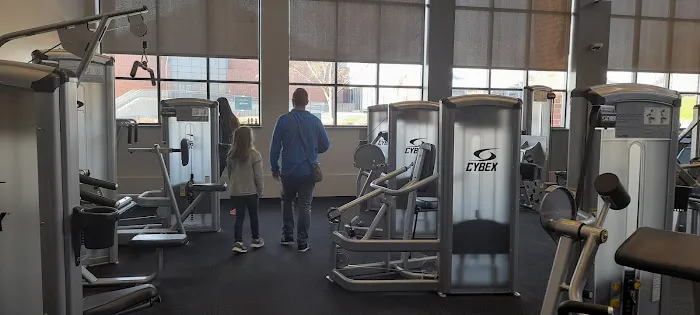 Heartland Community College Fitness and Recreation Center Picture 3