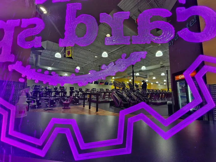 Planet Fitness Picture 4