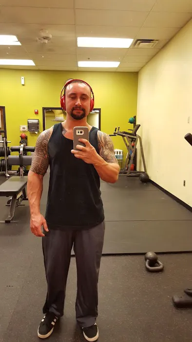 Gold's Gym Picture 5