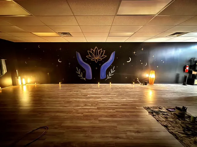 Gypsy Rising Yoga Picture 3