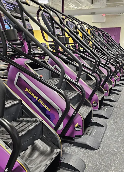 Planet Fitness Picture 3