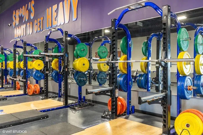 Crunch Fitness - Normal Picture 1