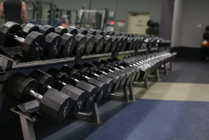 Four Seasons Health Club Picture 4