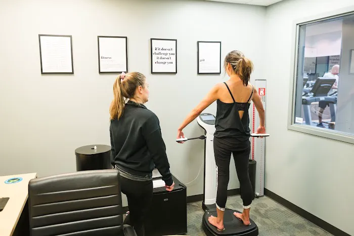 Four Seasons Health Club Picture 9