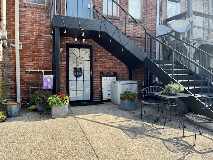 Bluegrass Yoga Picture 1