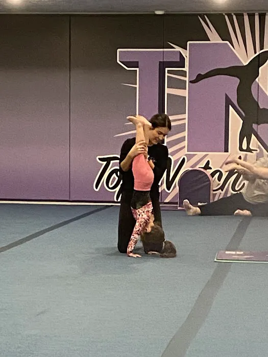 Top Notch Tumblers Picture 1