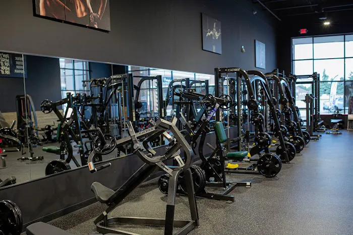 HardWorx Gym-Women's Only Picture 1