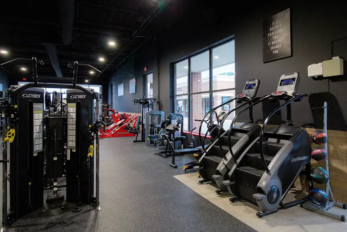 HardWorx Gym-Women's Only Picture 5