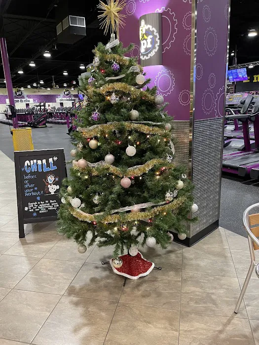 Planet Fitness Picture 10