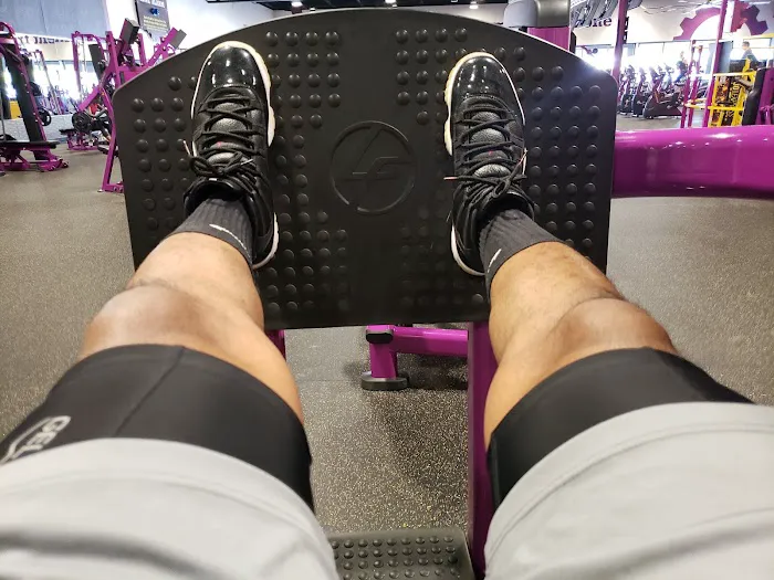 Planet Fitness Picture 2