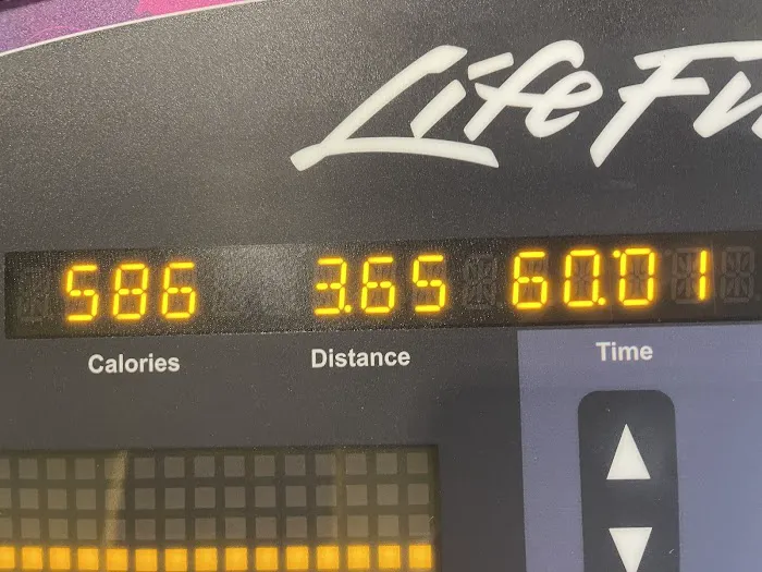 Planet Fitness Picture 9