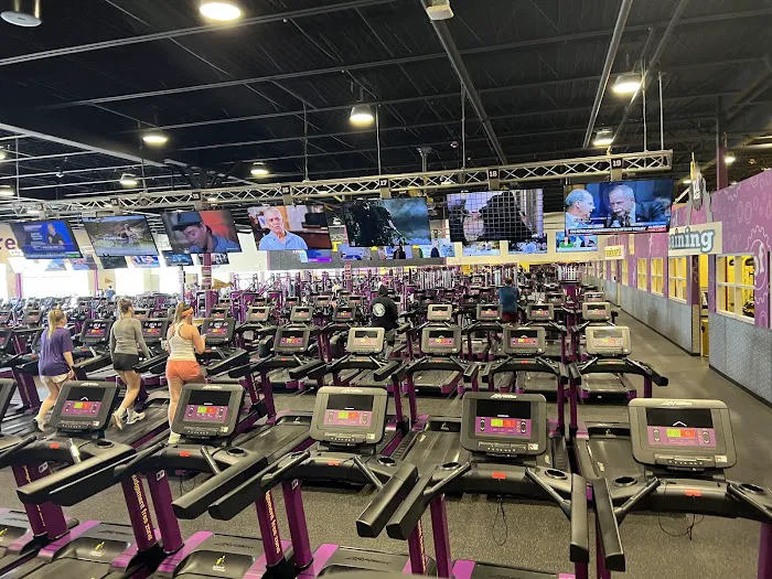Planet Fitness Picture 5