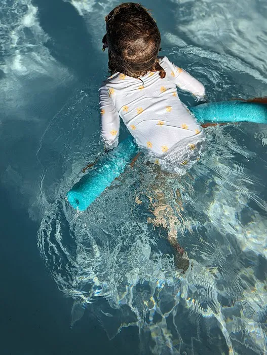 Neighborhood Club Picture 4