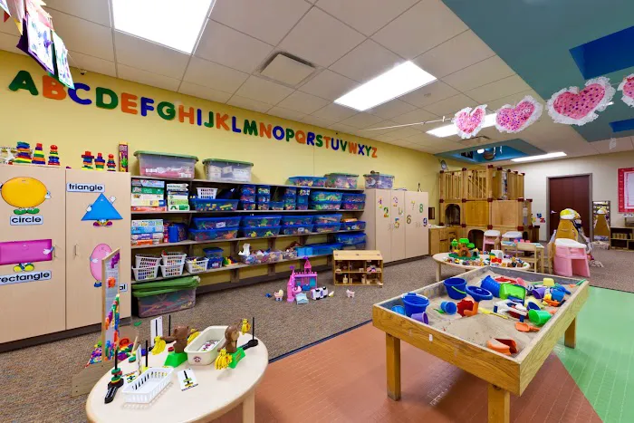 Neighborhood Club Picture 6