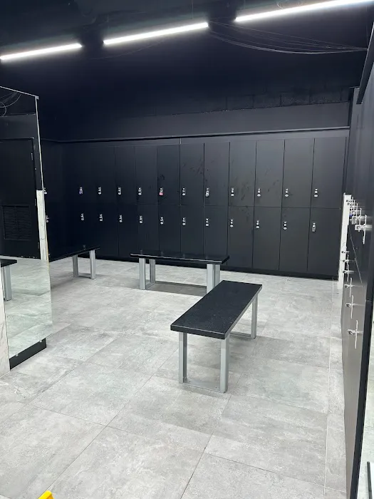 Powerhouse Gym Madison Heights Picture 9