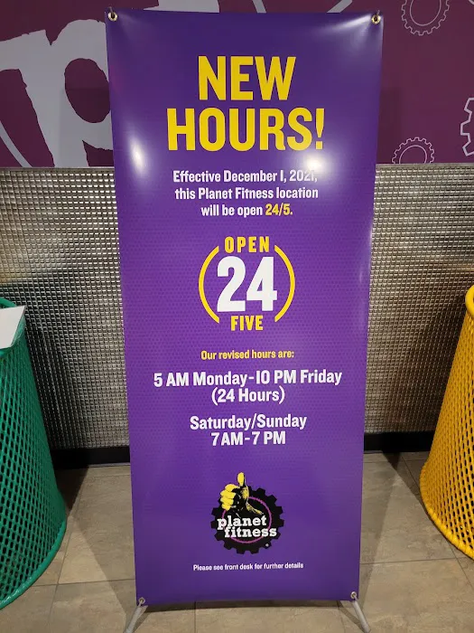 Planet Fitness Picture 9
