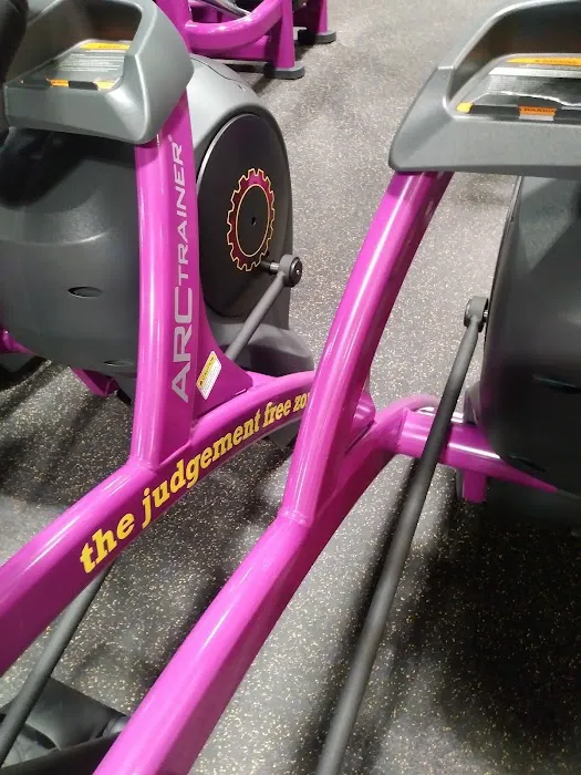 Planet Fitness Picture 7