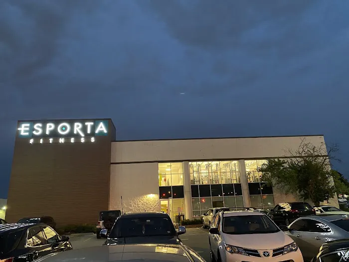 LA Fitness Picture 8