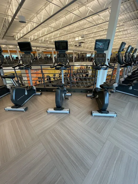 LA Fitness Picture 1