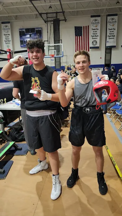 I Noah Training In Countryside Picture 10