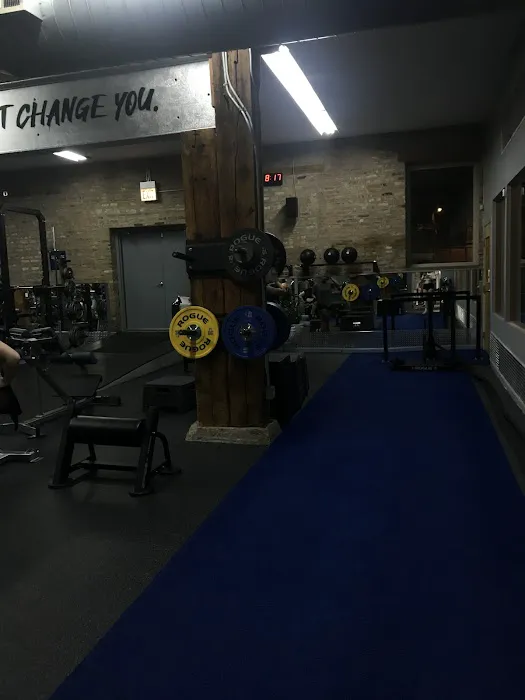 Pilsen's Gym Inc Picture 3