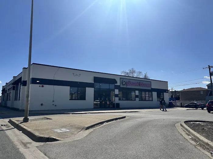 Planet Fitness Picture 10