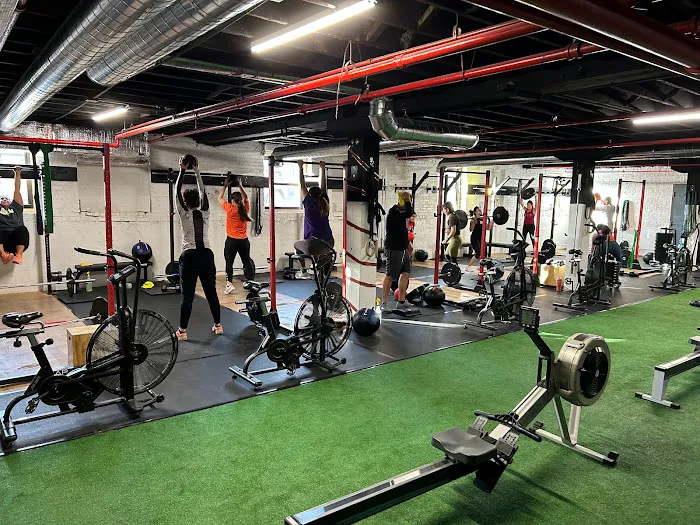 LIFT HOUSE GYM Picture 8