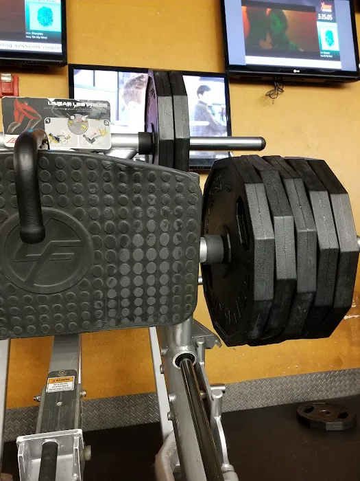 LA Fitness Picture 8