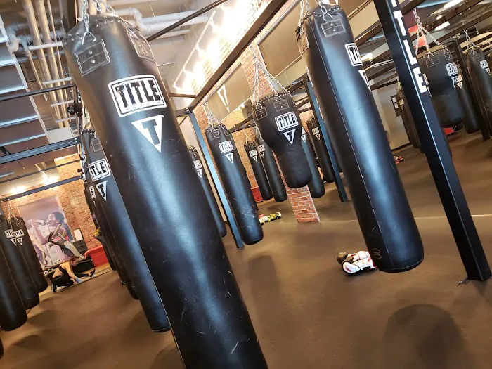 TITLE Boxing Club Chicago South Loop Picture 4