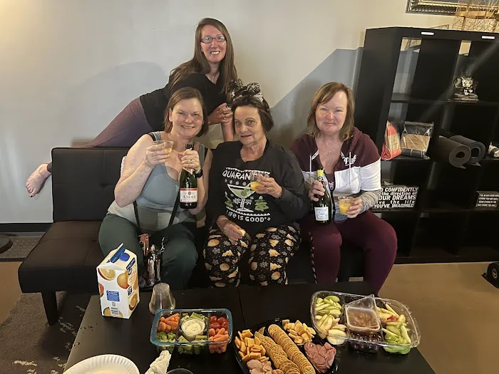 Simply Yoga Picture 3