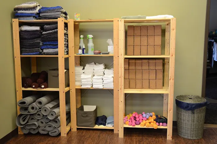 Simply Yoga Picture 6