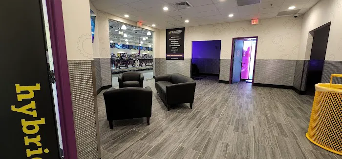 Planet Fitness Picture 2