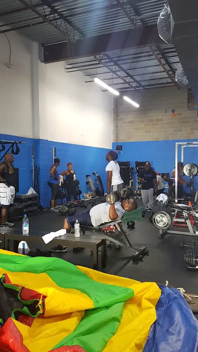 Rezults Fitness Picture 2