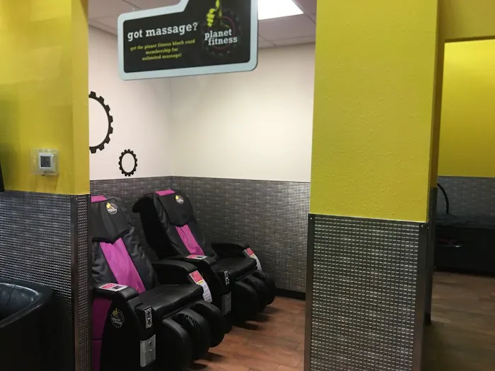 Planet Fitness Picture 8