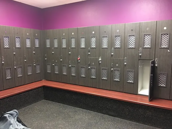 Planet Fitness Picture 6