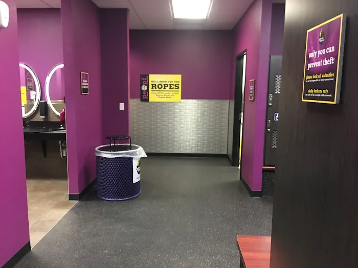 Planet Fitness Picture 7
