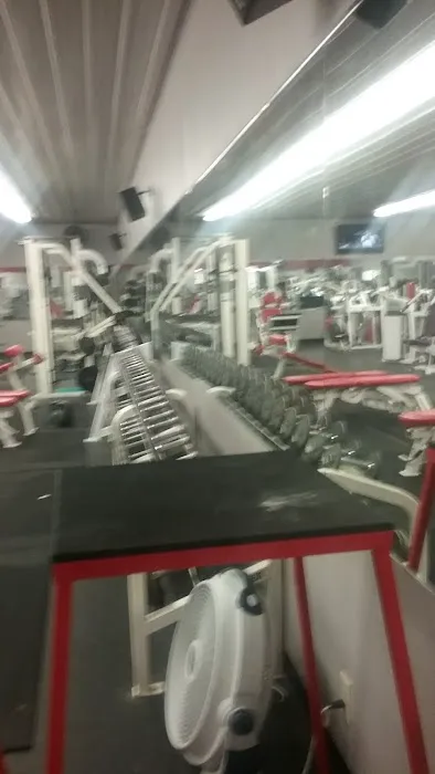 Super Nutrition Fitness Center - Bartonville Picture 4