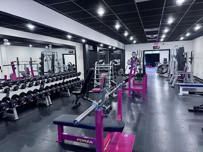 Menard County Fitness and Tanning LLC Picture 8